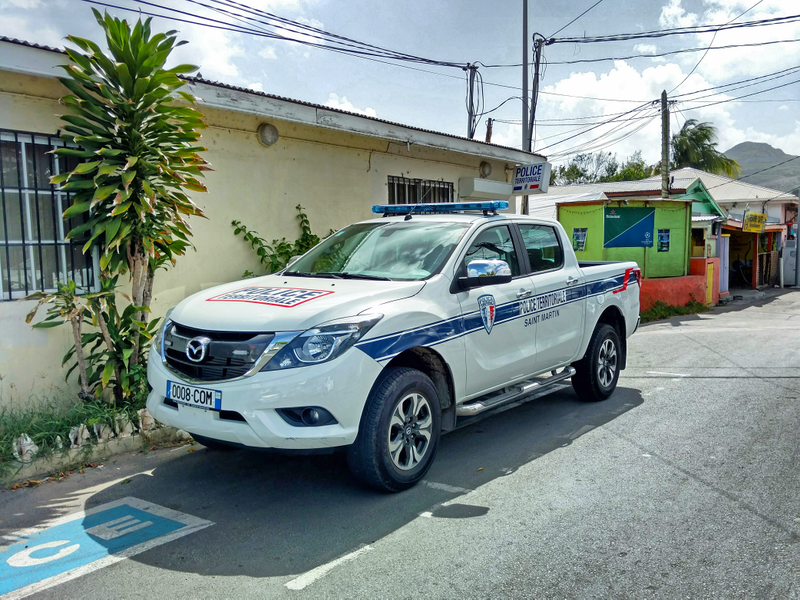 Police Mazda BT-50